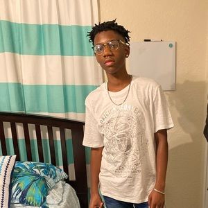 Meet your Posher, Eli